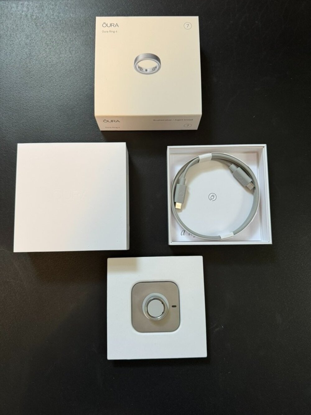 Oura Ring 4, Brushed Silver, Size 7 - Picture 3 of 5